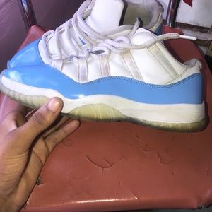 Air Jordan low-top 11s